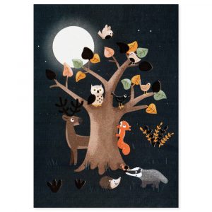 Baum mit Tieren im Mondschein